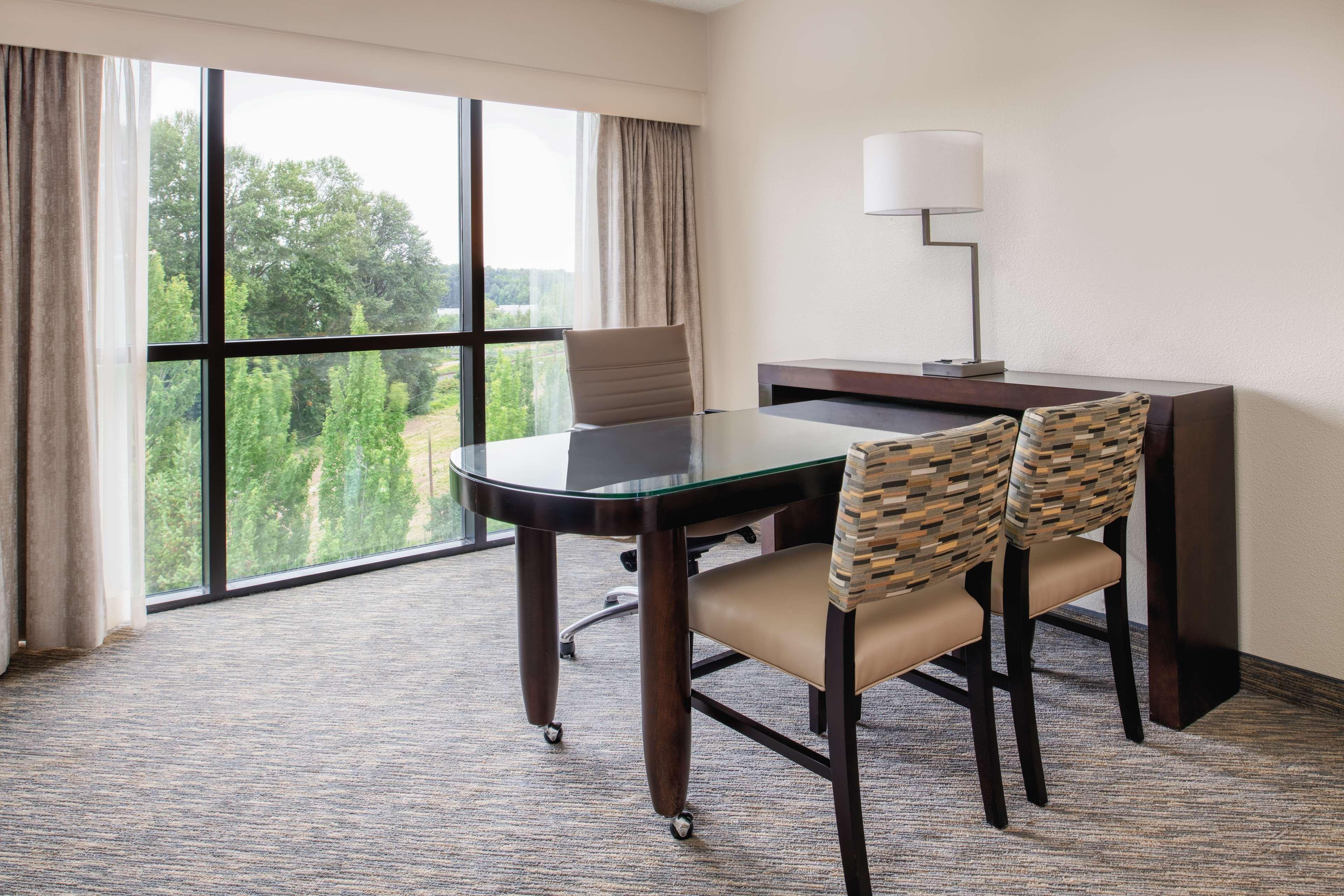 Embassy Suites By Hilton Seattle - Tacoma International Airport Таквила Экстерьер фото