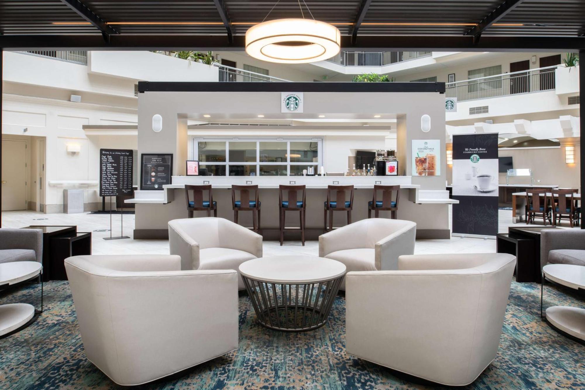 Embassy Suites By Hilton Seattle - Tacoma International Airport Таквила Экстерьер фото